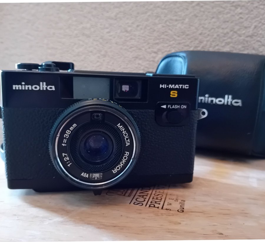 Minolta Hi-Matic S med orgenal fodral