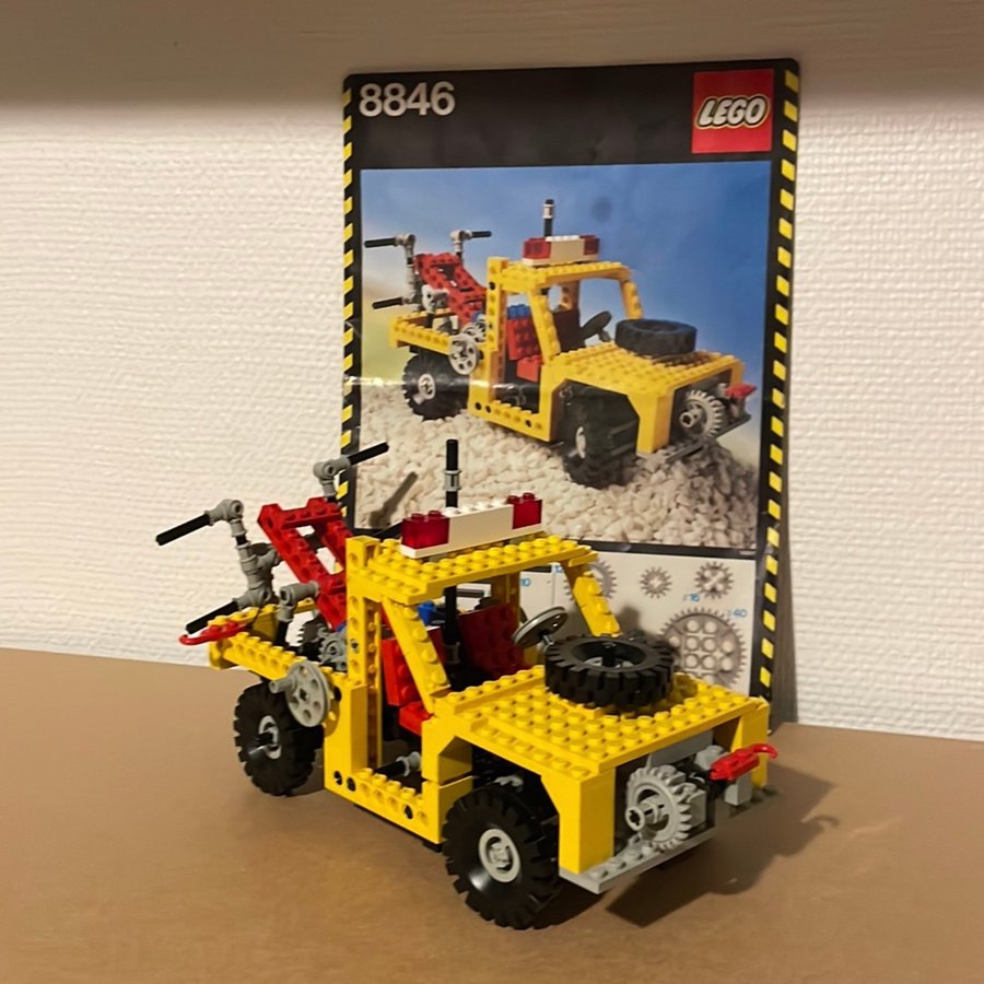 Lego 8846 Tow truck