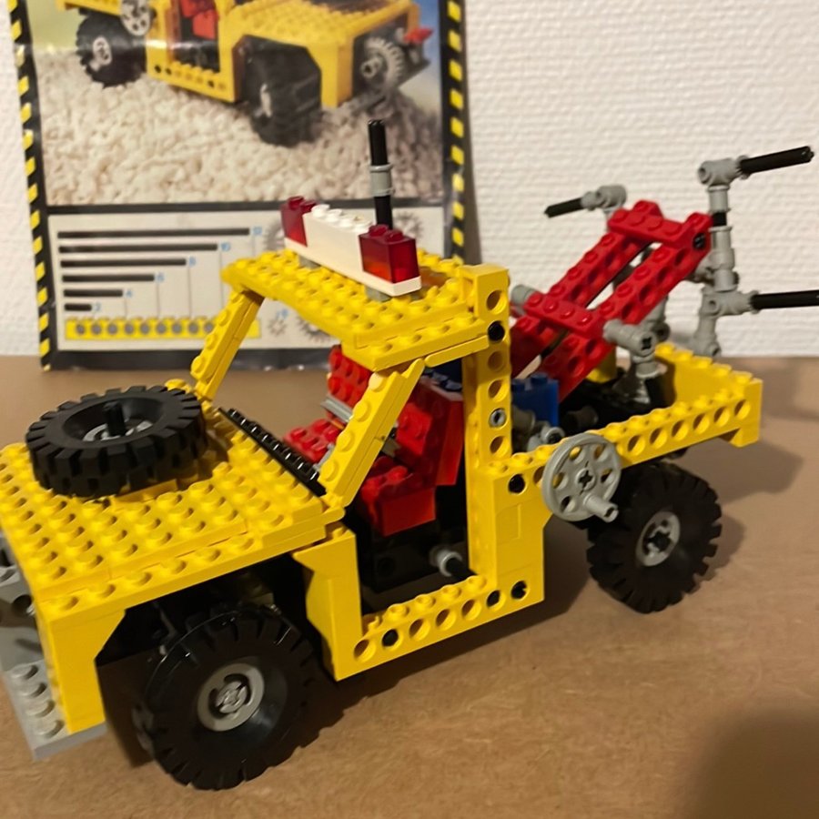 Lego 8846 Tow truck