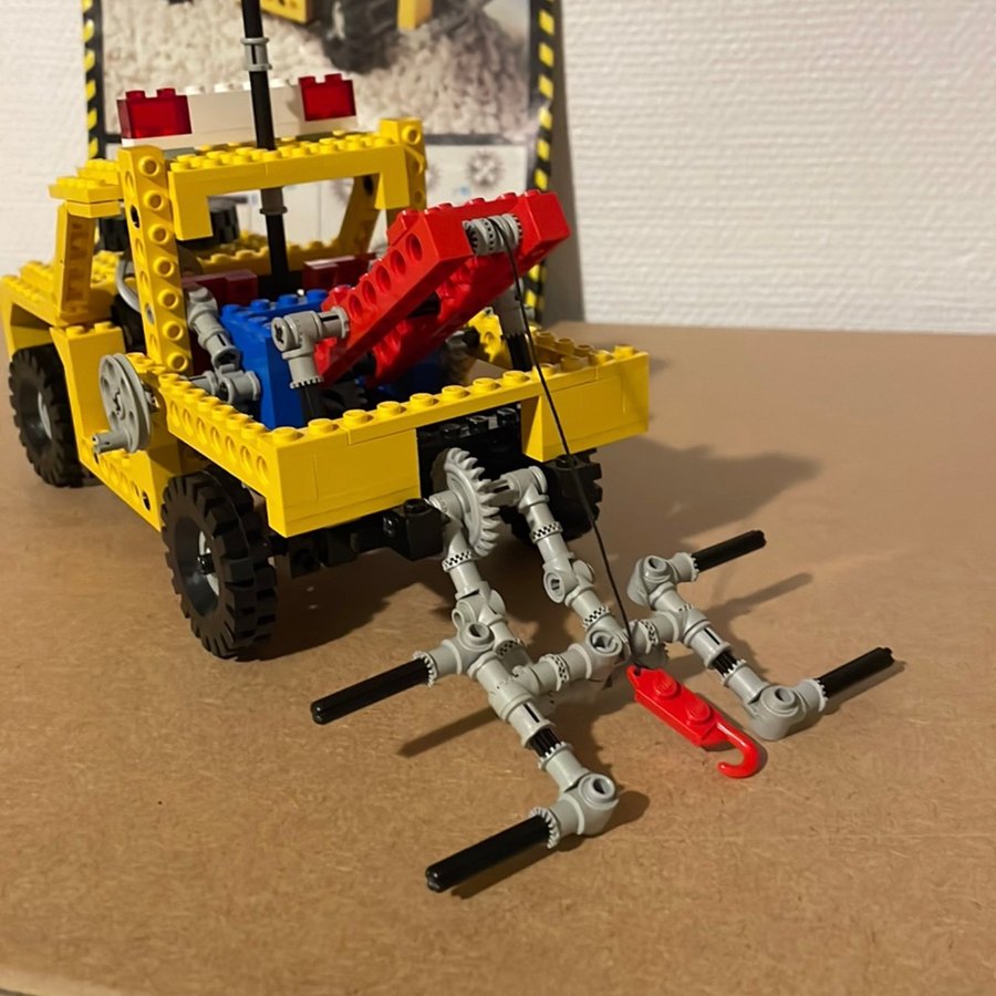 Lego 8846 Tow truck