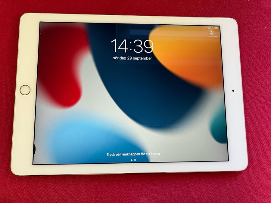 Apple iPad Air 2 (A1566) Wi-Fi 32GB. Fint skick. Bud från 1kr