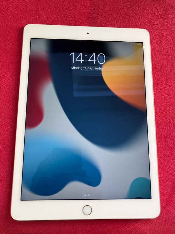 Apple iPad Air 2 (A1566) Wi-Fi 32GB. Fint skick. Bud från 1kr