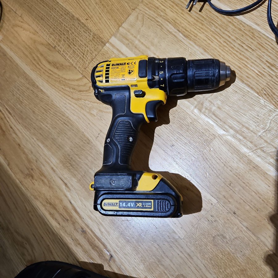 Dewalt DCD730 14.4V Slagskruvdragare