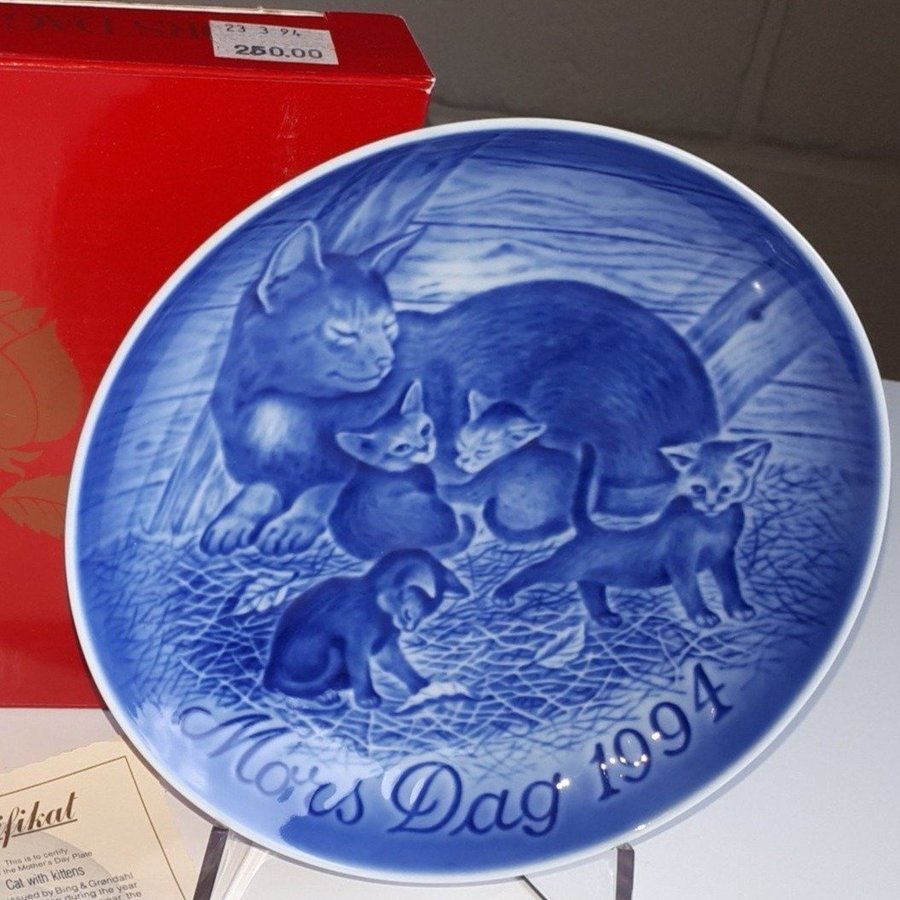 Unused 1994 Boxed Mors Dag Bing  Grøndahl. Kat Platte. Porslin Katt Väggtallrik