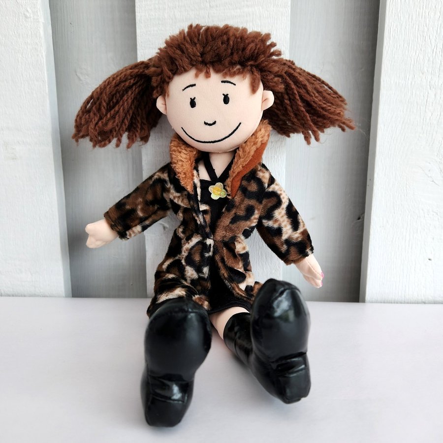 Cloth  Yarn Doll Brown Hair Leopard Print Coat Go Go Boots Fingernails