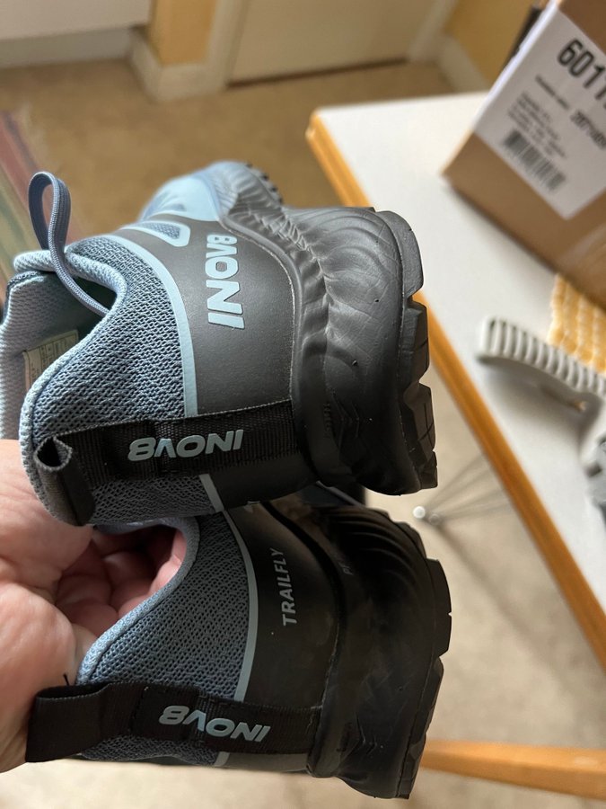 Inov-8 Trailfly G 400 Grå Löparskor42 helt nya