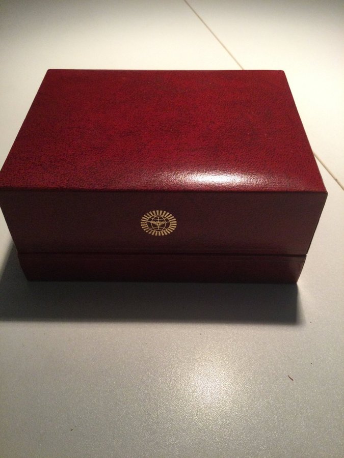 Vintage Rare Ask fodral etui box case till Longines armbandsur fr nedlagd butik