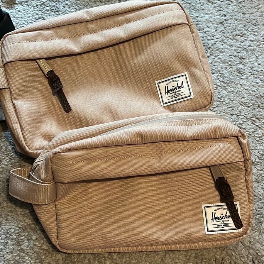 Herschel travel kit neccessärer 2 st