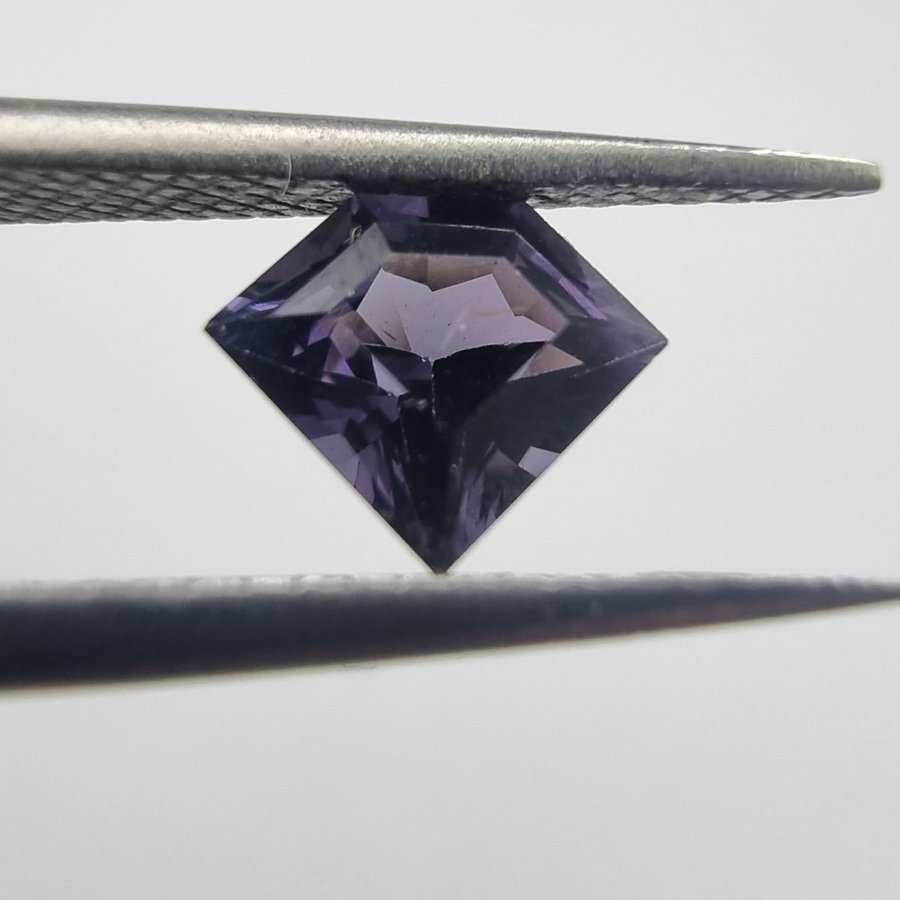 Indigo-Violet Spinel