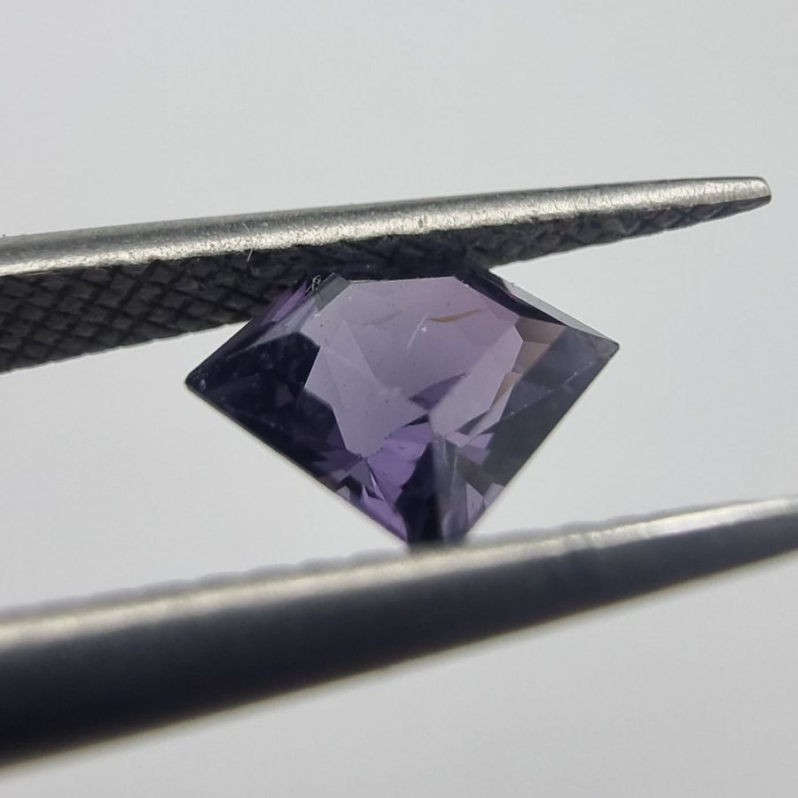 Indigo-Violet Spinel