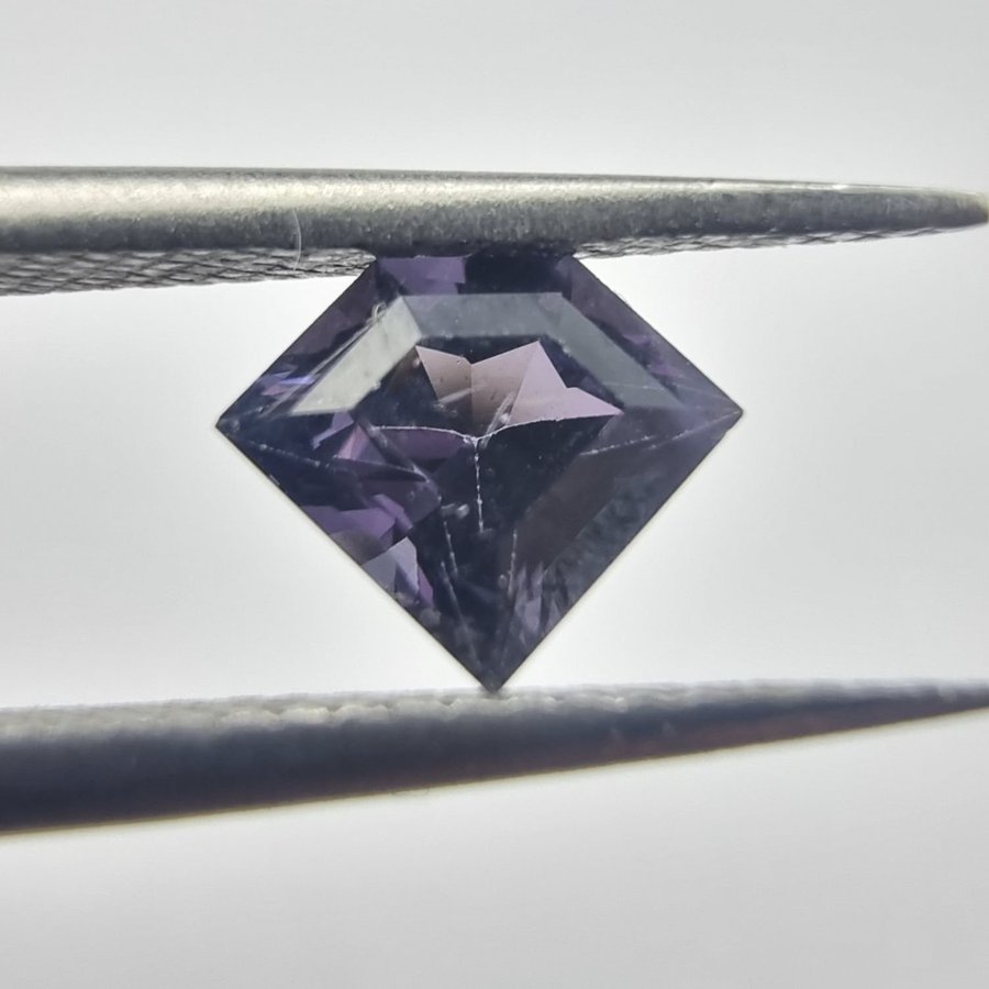 Indigo-Violet Spinel