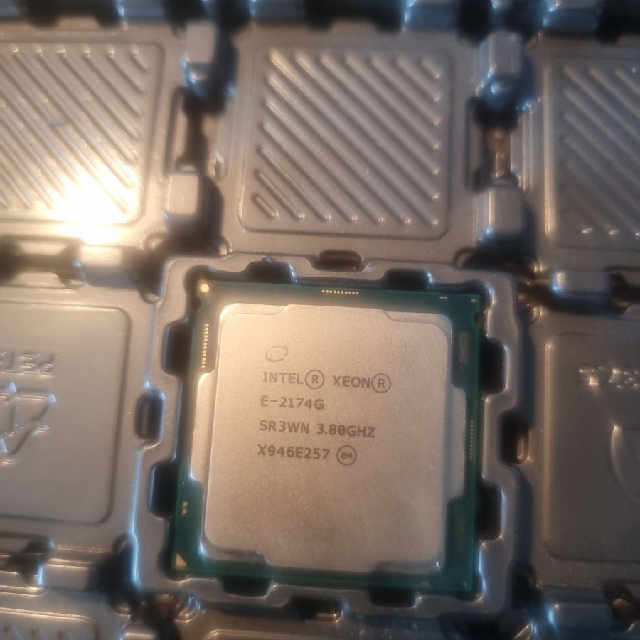 Intel Xeon E-2174G Processor