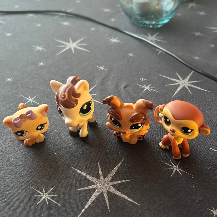 4stycken Littlest Pet Shop figurer