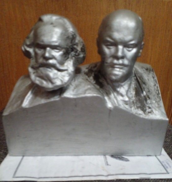 Original Sovjet metal skulptur V. Lenin och K. Marx. Ryssland, kommunism USSR