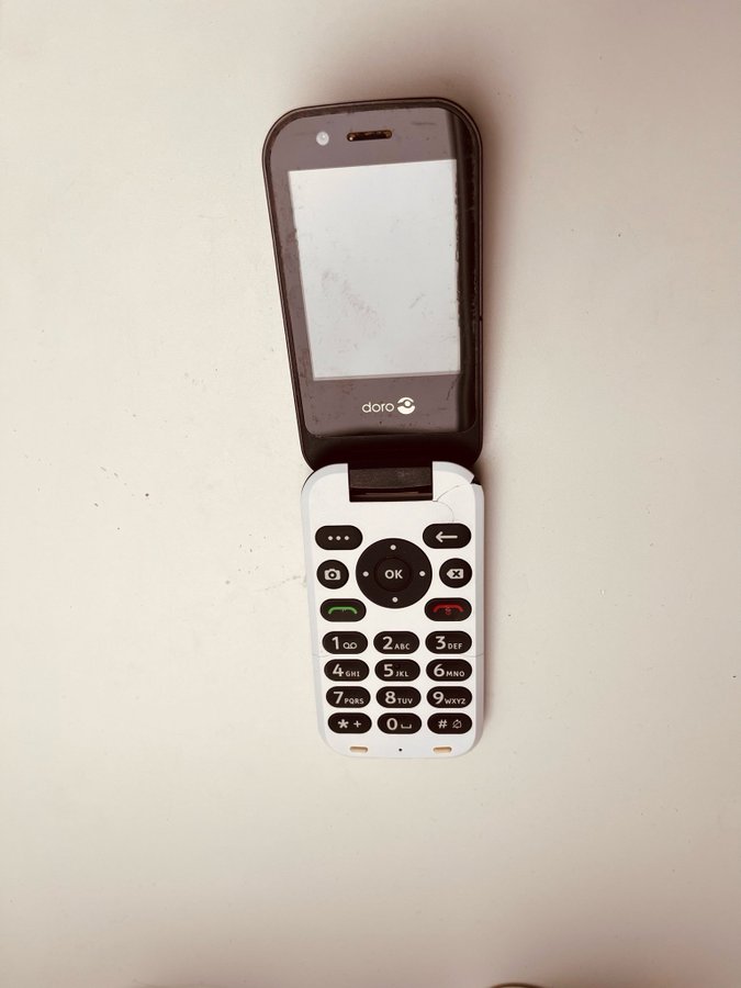 Doro seniorvänlig vikbar mobiltelefon