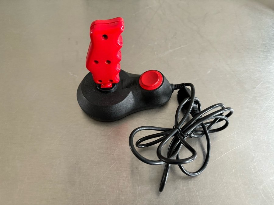 Zipstick Blaster joystick til Commodore 64, Amiga mv.