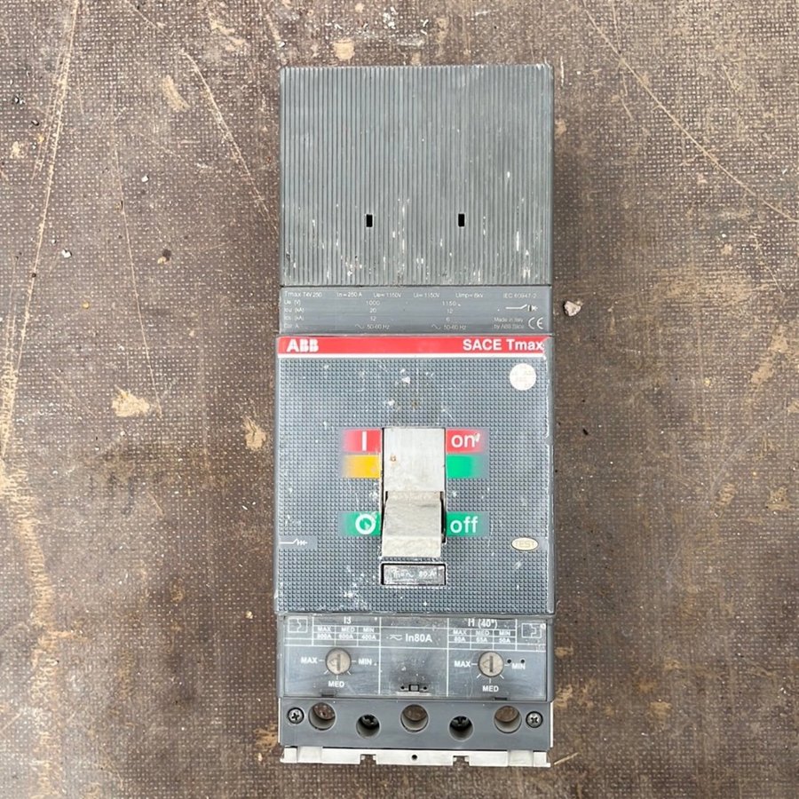 Circuit Breaker 80A