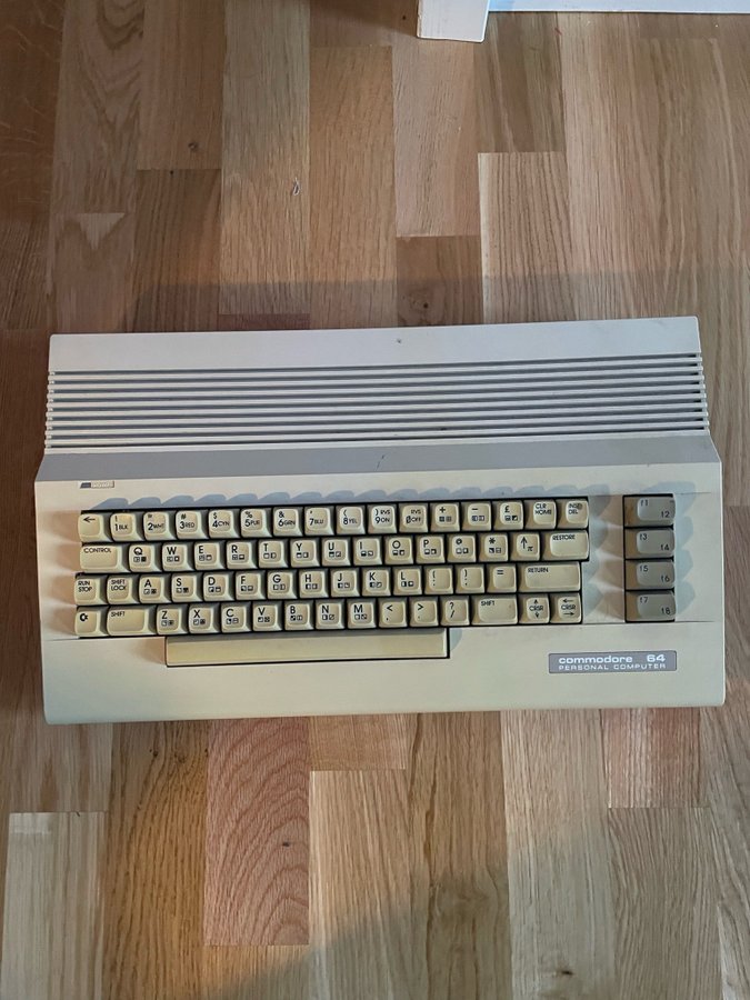 Commodore C64C