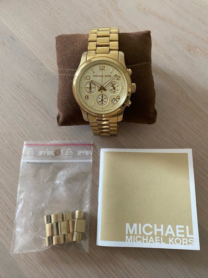 Klocka från Michael Kors i nyskick!