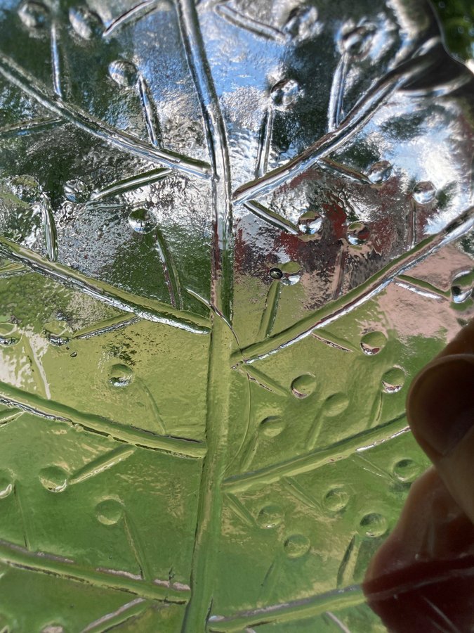 Två skålar Bergdala Glasbruk