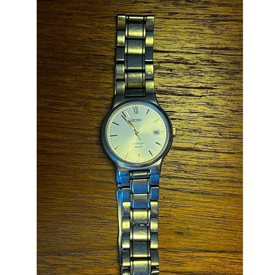 Rare Seiko Titanium 90s Watch