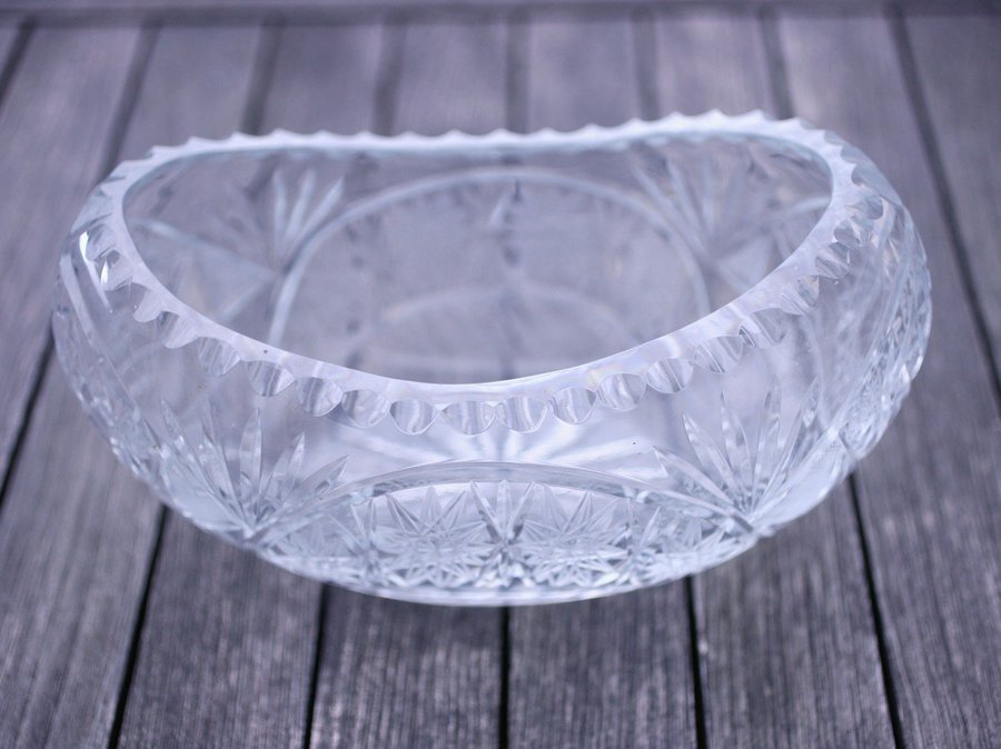 Vintage cut glass clear pattern crystal bowl-circa 60s-Weight: 2.61Kg-FRI FRAKT