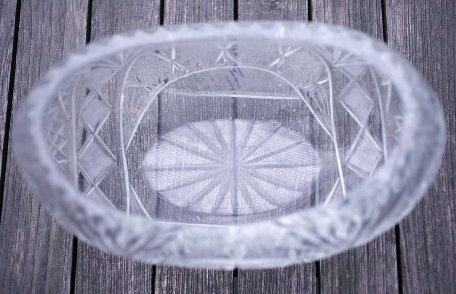 Vintage cut glass clear pattern crystal bowl-circa 60s-Weight: 2.61Kg-FRI FRAKT