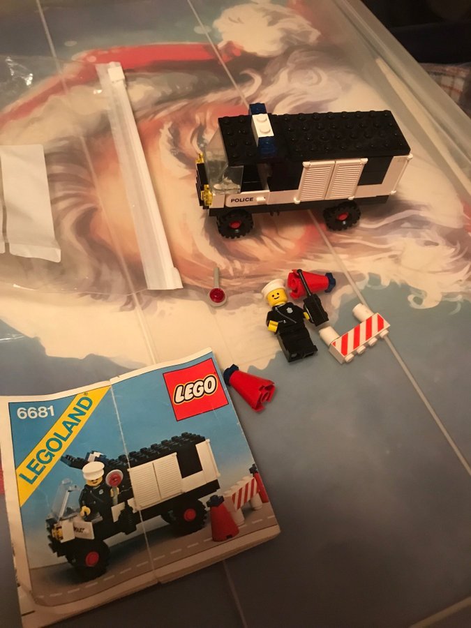 Lego 6681 Polisbil