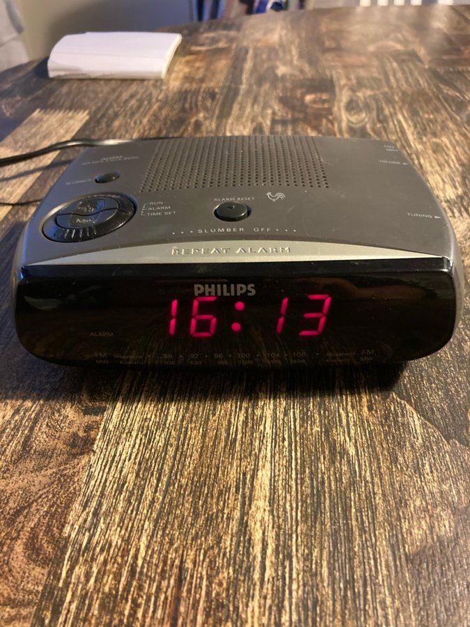 Philips AJ3000 FM MW Clock Radio