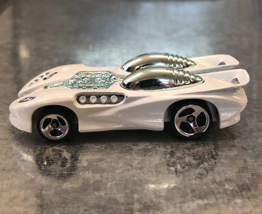 Hot Wheels Splitting Image II 1:64