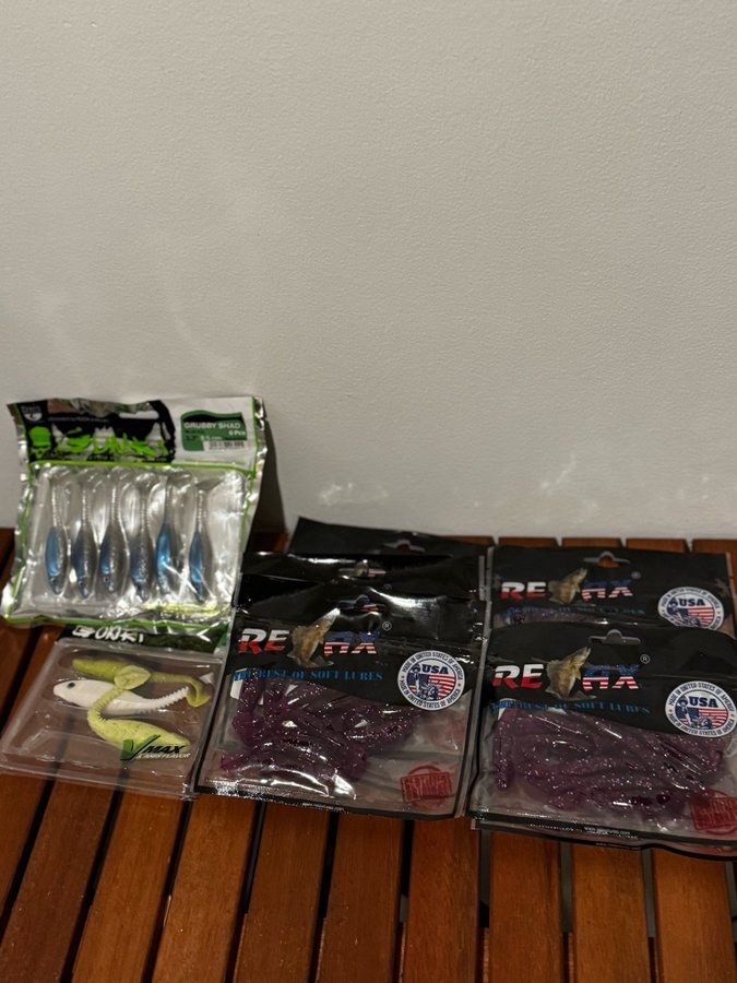 Fishing twisters-baits 9 packs