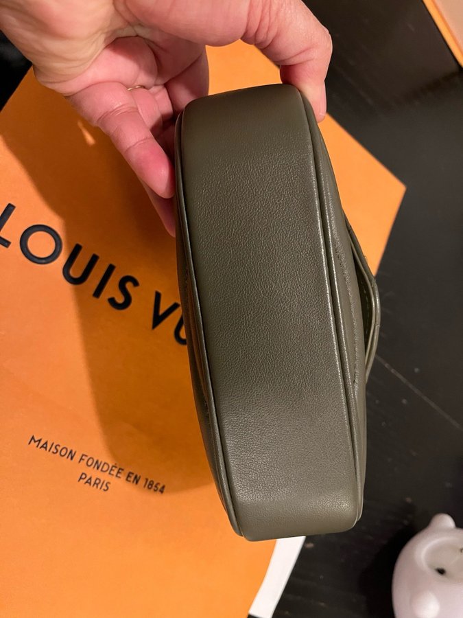 Louis Vuitton Multi wave pochette Kaki bag