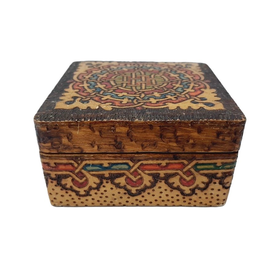 Vintage pyrography wooden box(12.4)