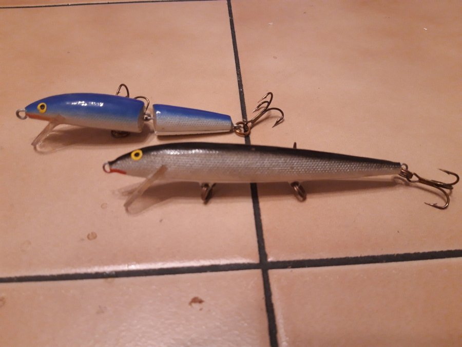 TVÅ ST RAPALA WOBBLER