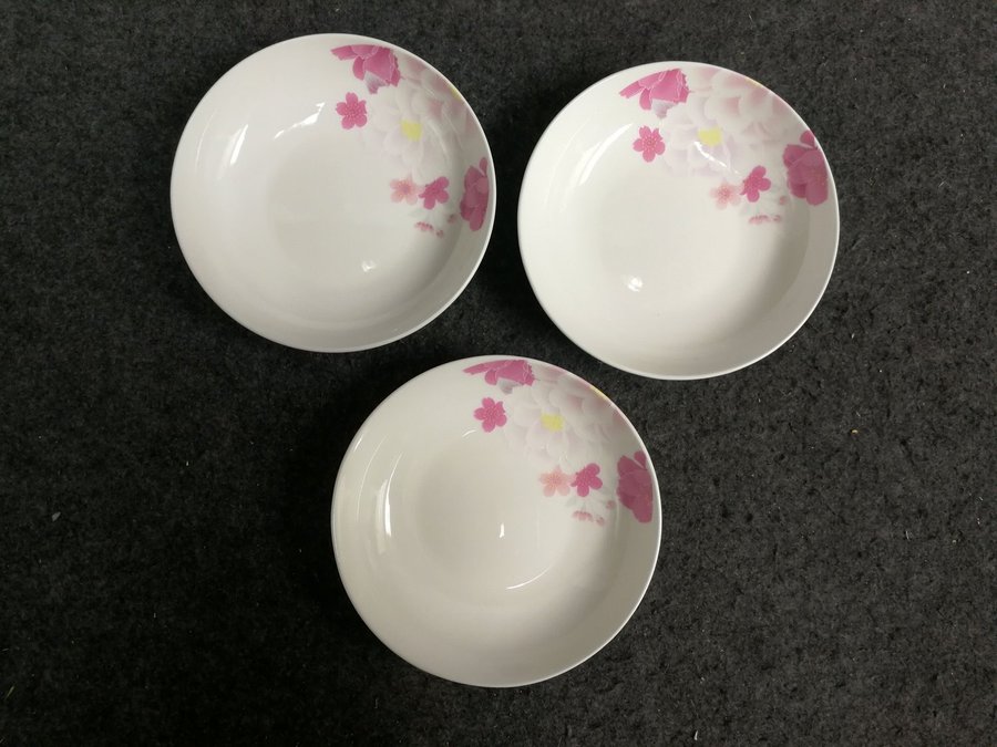 3 st  11 cm Tallrikar Bone China Kina Porsliln