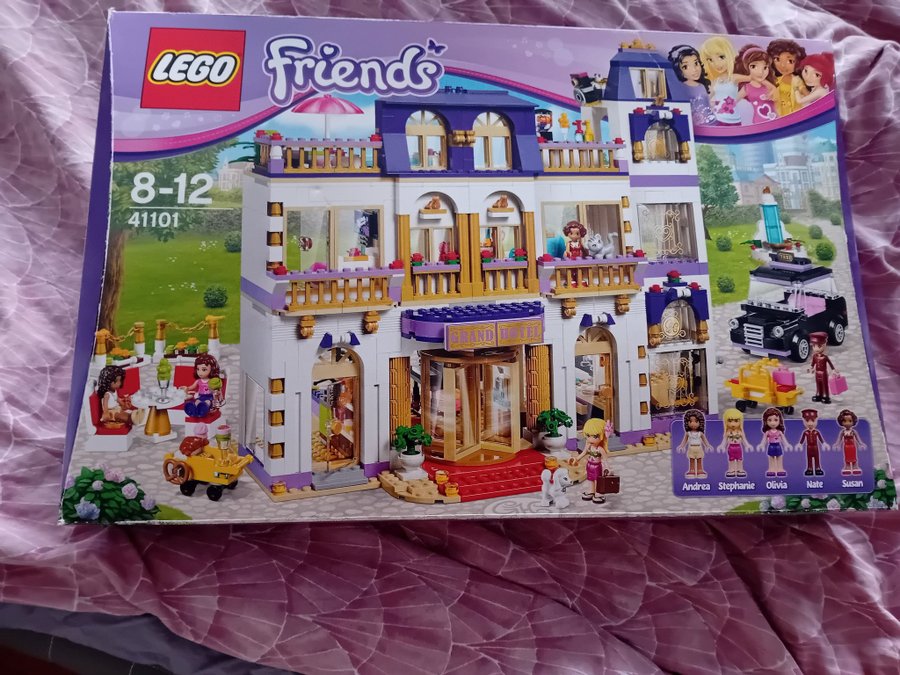 LEGO Friends 41101 - Heartlake City Resort