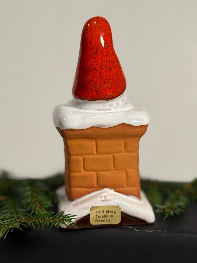 Tomte, Rolf Berg, Torshälla, keramik, signerad, etikettmärkt, perfekt, 12,5cm.