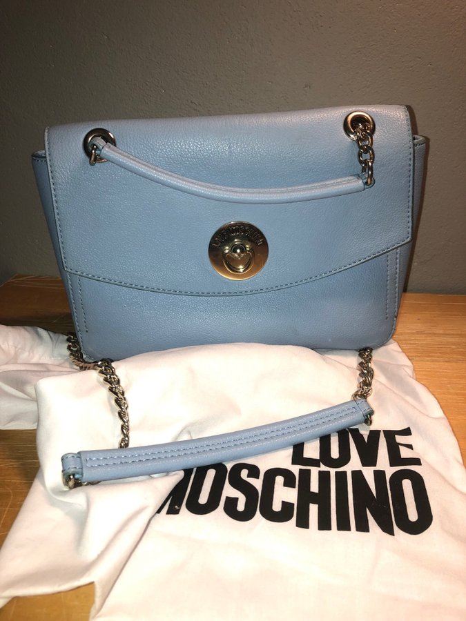 Love Moschino crossbody väskababy blue