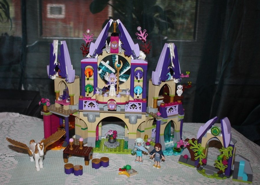 Lego Elves 41078 skyras mystiska lufftslott