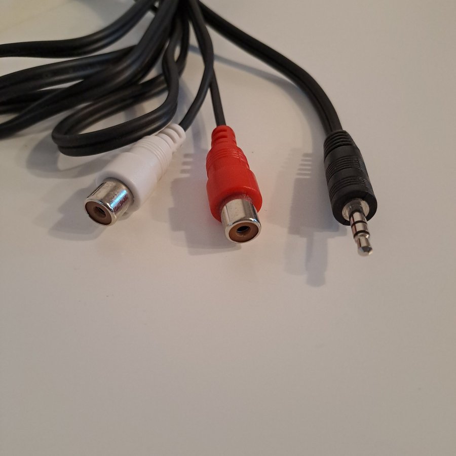 RCA, jack 3,5mm Ljud och Videokablar