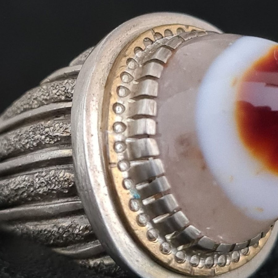 OVANLIGT DESIGN VINTAGE RING HANDGJORD, KRAFTIGT, ÄKTA SILVER, ÄKTA AGAT STEN