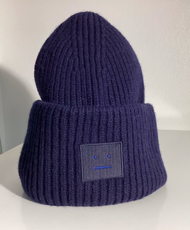 Acne Studios mørkeblå beanie størrelse 56 CM Ny og ubrugt