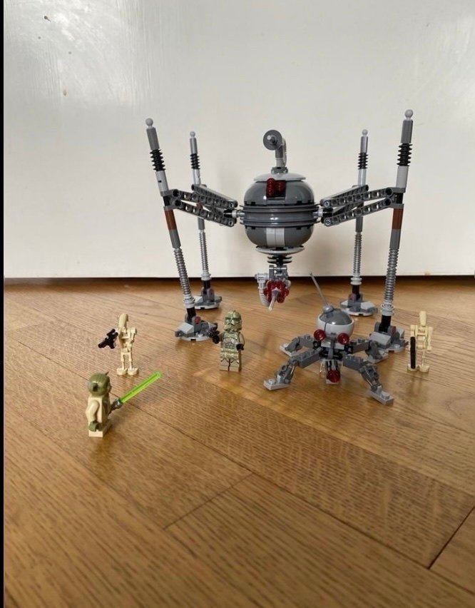 Lego Star wars: Homing Spider Droid 75142