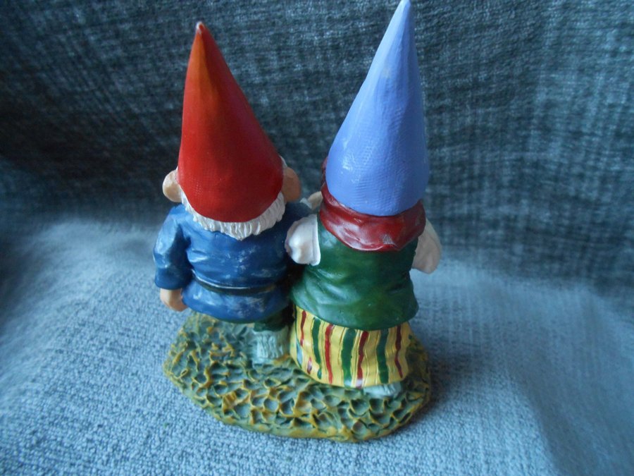 Gnomes/ Tomte par/ Rien Poortvliet AAAAAA International Co. Ltd