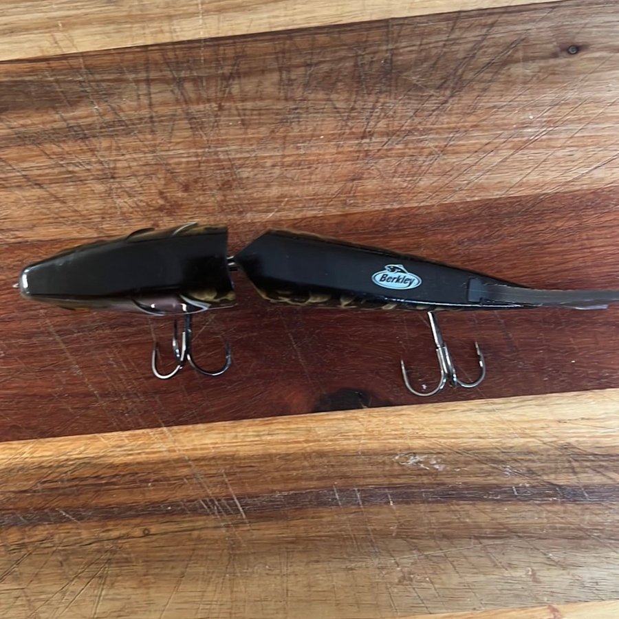 Berkley Zilla Jointed Glider 18cm, 80g - Burbot