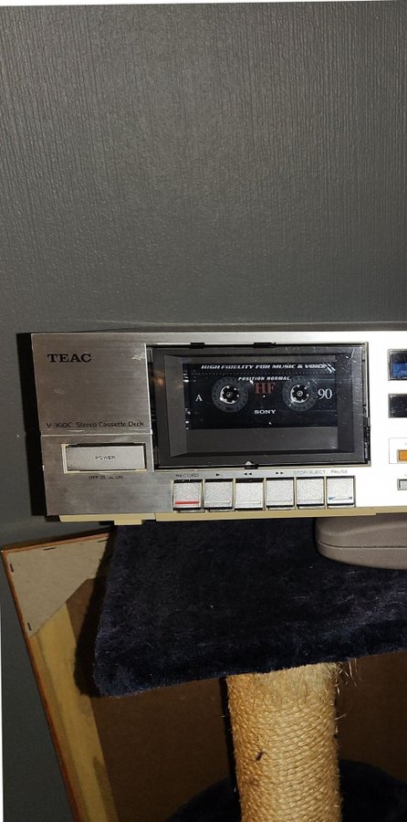 TEAC V-360C Cassette Deck