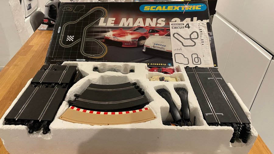 Scalextric Le Mans 24hr C1023