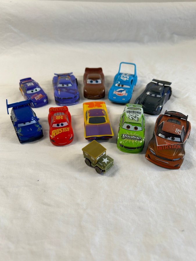 11 st Disney Pixar Cars Bilar plast/metall