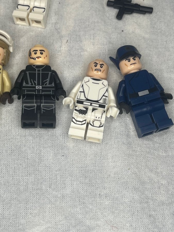 6ST Lego Star Wars Minifigurer  Tillbehör