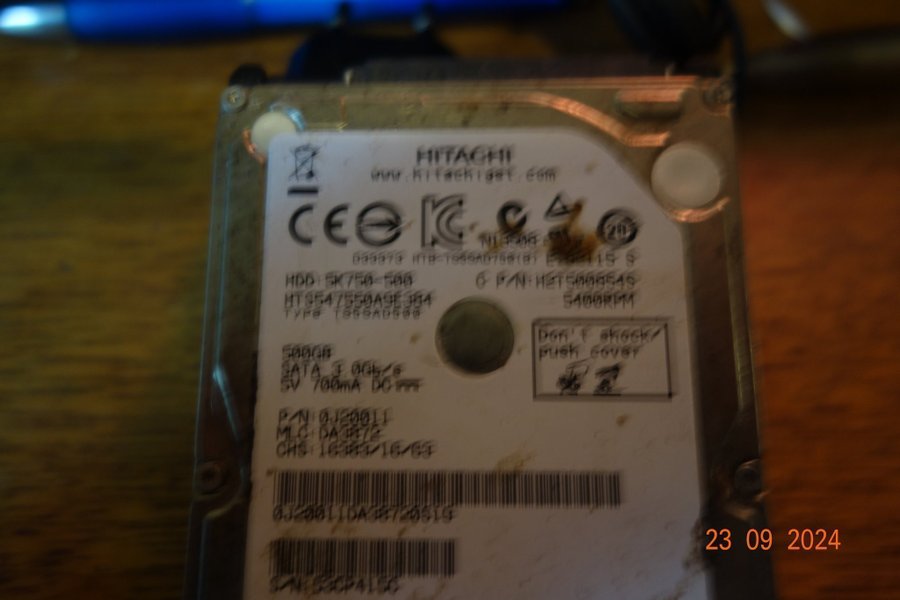 Hitachi hårddisk 500GB SATA 3.0Gb/s 2/5 till bärbart fungerannde